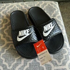 Women’s Nike slides new with tag size 9